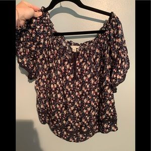 American Eagle Flower Print Top.